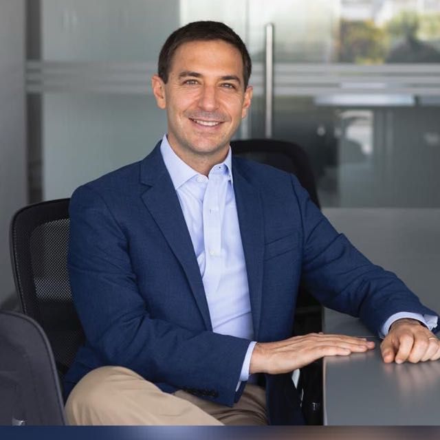 Miguel Tudela, egresado promoción 69