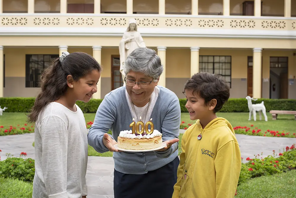 Congregación IHM - 100 años en Perú